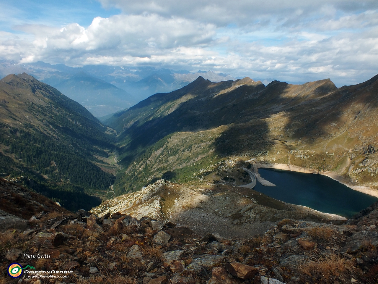 60 Valle del Livrio con Lago di Publino.JPG